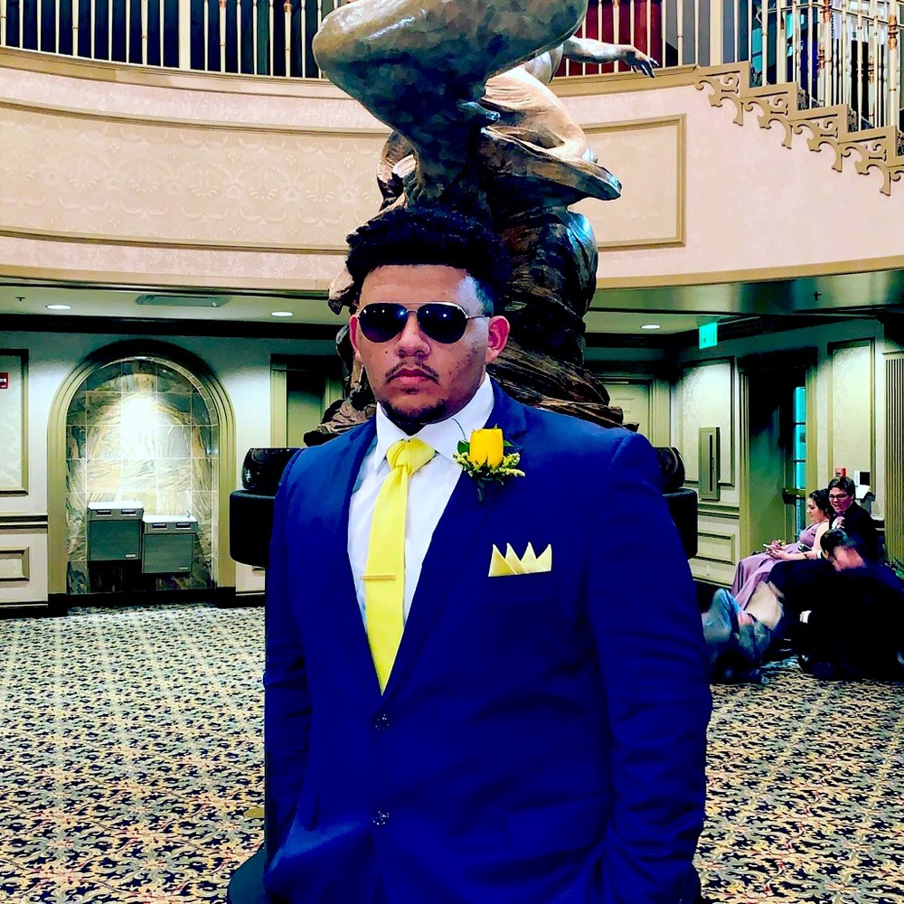 Meet your Posher, Jonathan